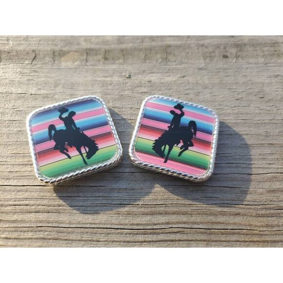 Serape print tack concho, bronc conch screwback concho, saddle conchos bridle - Picture 2 of 4